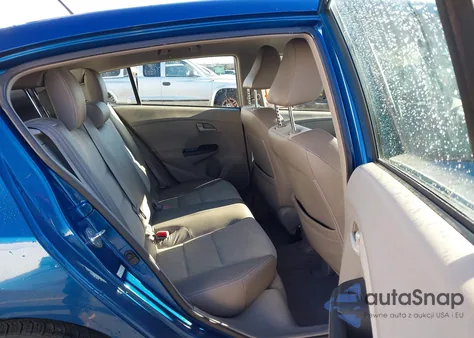 2013 Honda Insight Ex z USA, uszkodzony, nr VIN JHMZE2H74DS003501